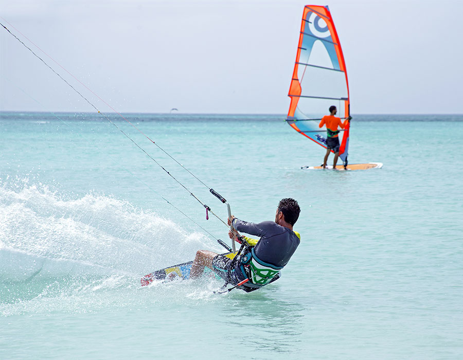 Kite surfing in Aruba
