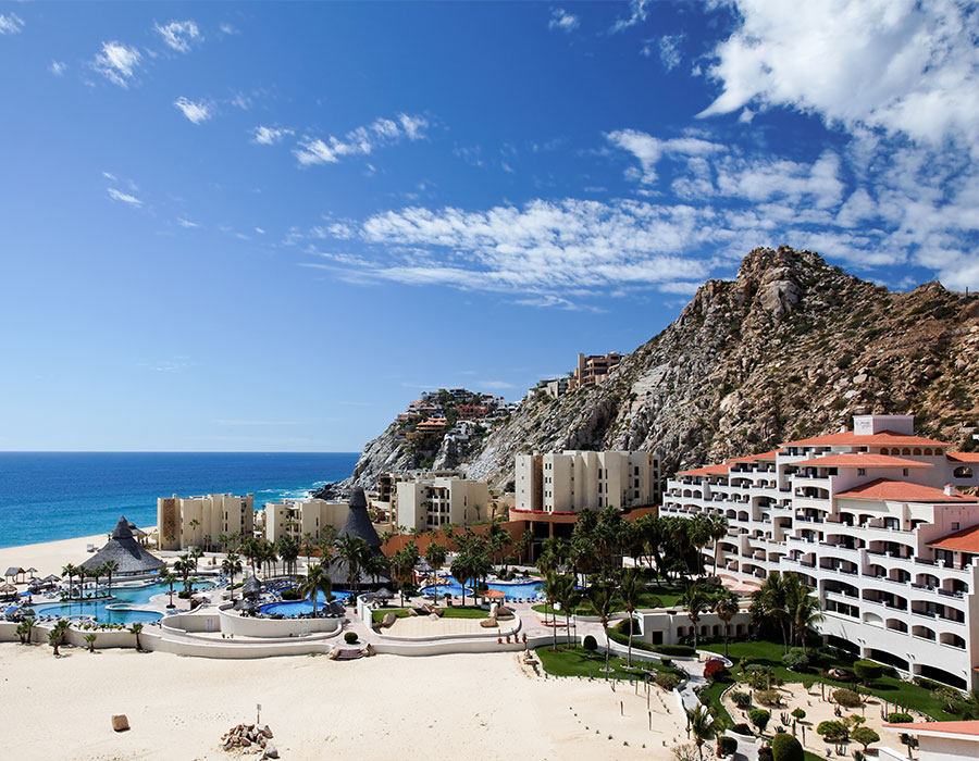 Resorts in Cabo on the beach